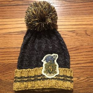Hogwarts Hufflepuff knit cap